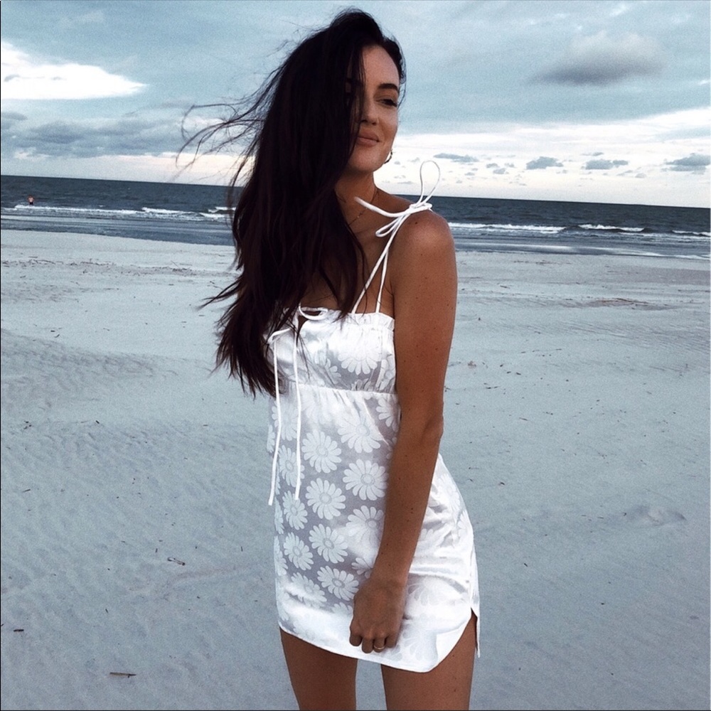 Princess Pilly white floral print mini dress
